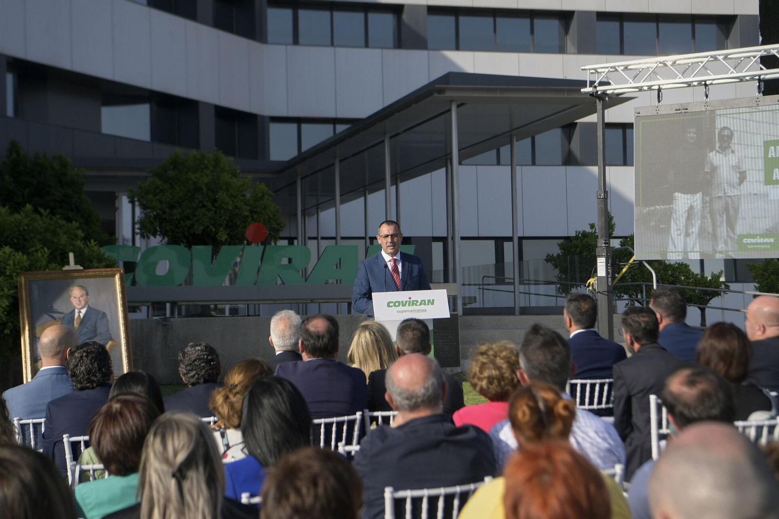 Homenaje en imágenes: Covirán rinde tributo a Antonio Robles y Antonio Salas
