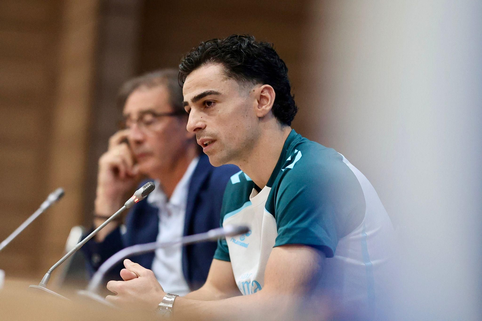 Las fotos de la presentación de Josué Dorrio con el Málaga CF