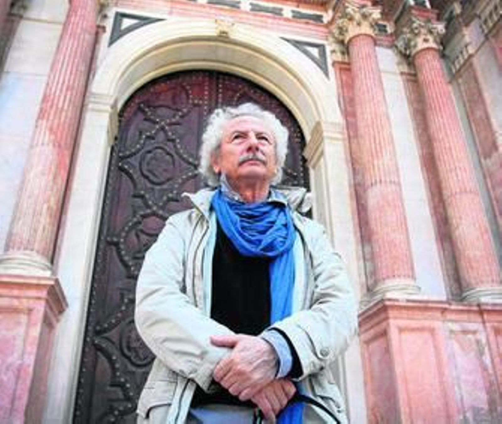 Rafael Álvarez 'El Brujo', ayer, en la Catedral de Málaga.