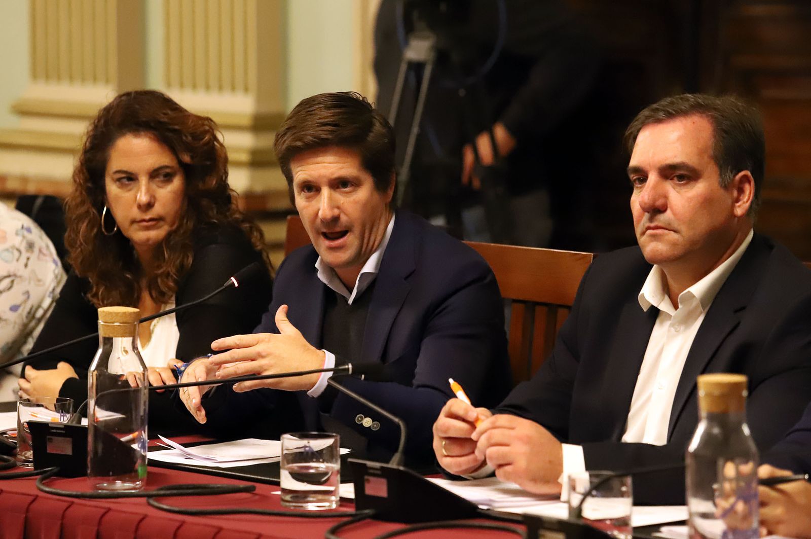 Imágenes del pleno celebrado en el Ayuntamiento de Huelva