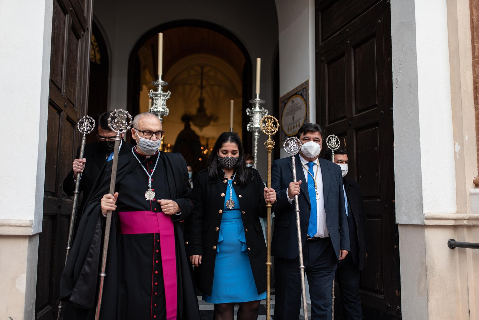 Imágenes de la Inmaculada Concepción procesionando por las calles de Huelva