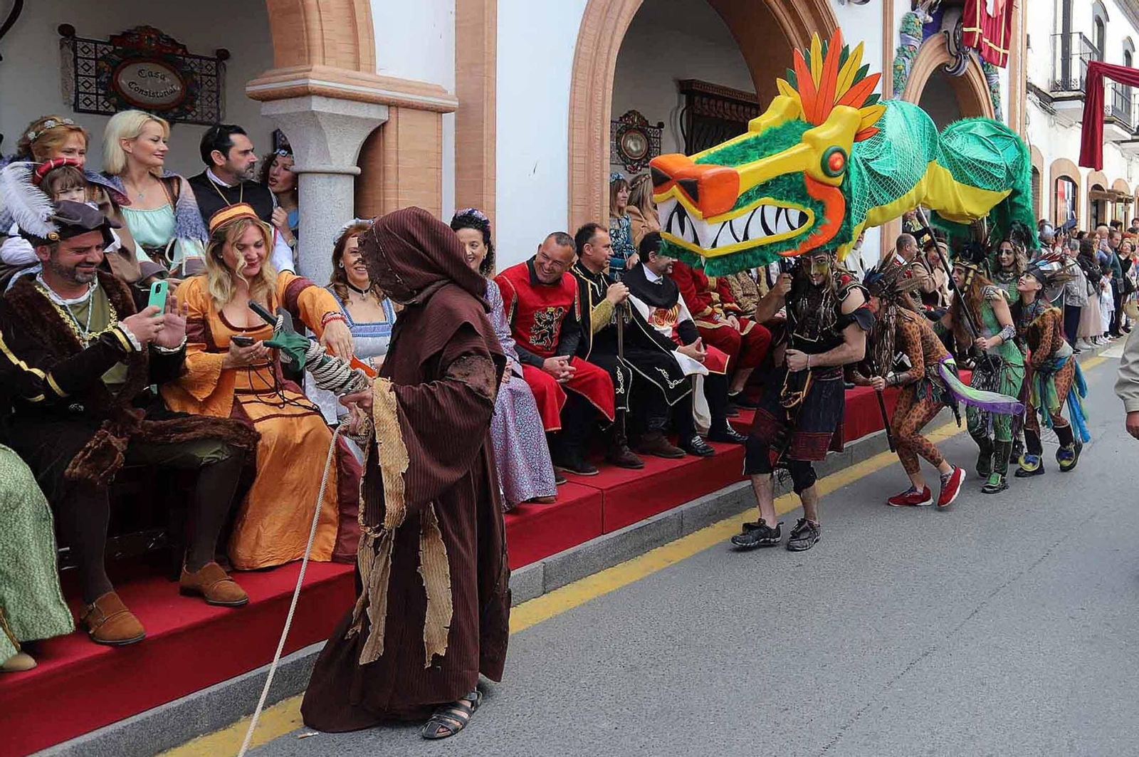 Imágenes del gran ambiente en la Feria Medieval de Palos de la Frontera, Huelva