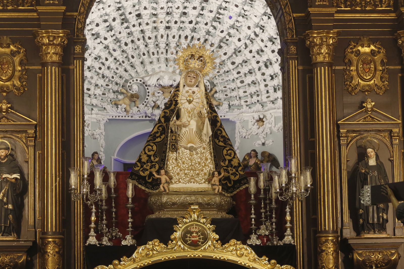 La Virgen de los Dolores, en la iglesia de San Jacinto.