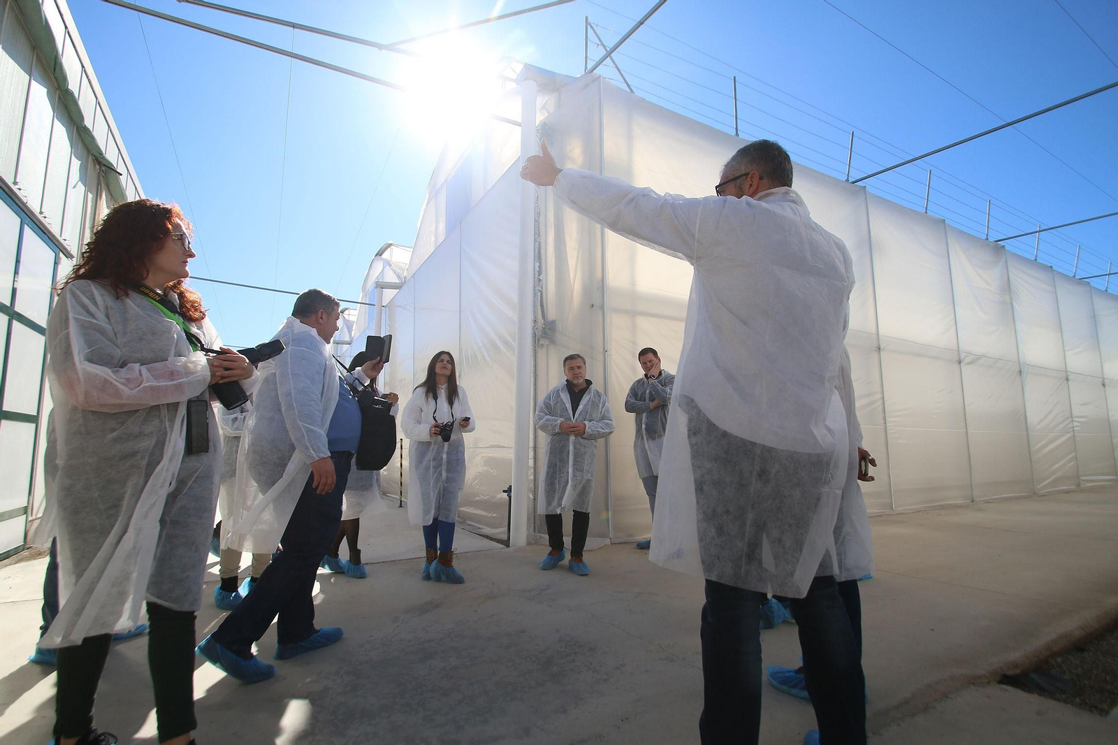 Fotogalería de la visita guiada a las instalaciones de Koppert en Águilas