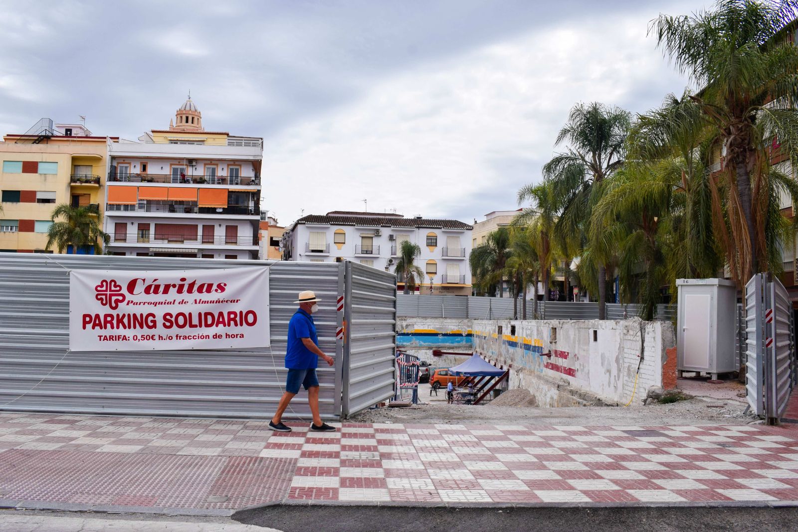 Almuñécar habilita el solar del mercado municipal como aparcamiento público