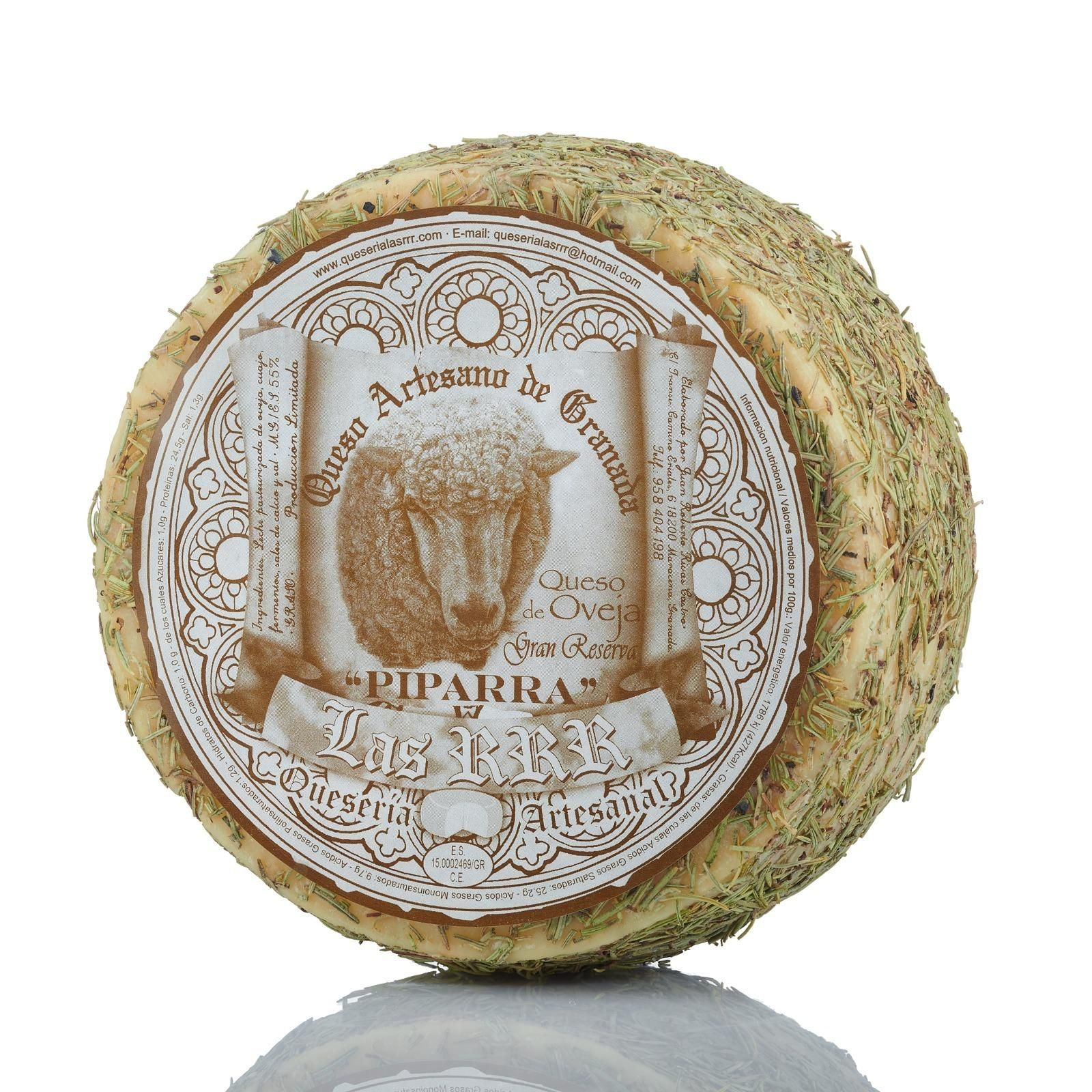 El queso curado de oveja “Piparra”.