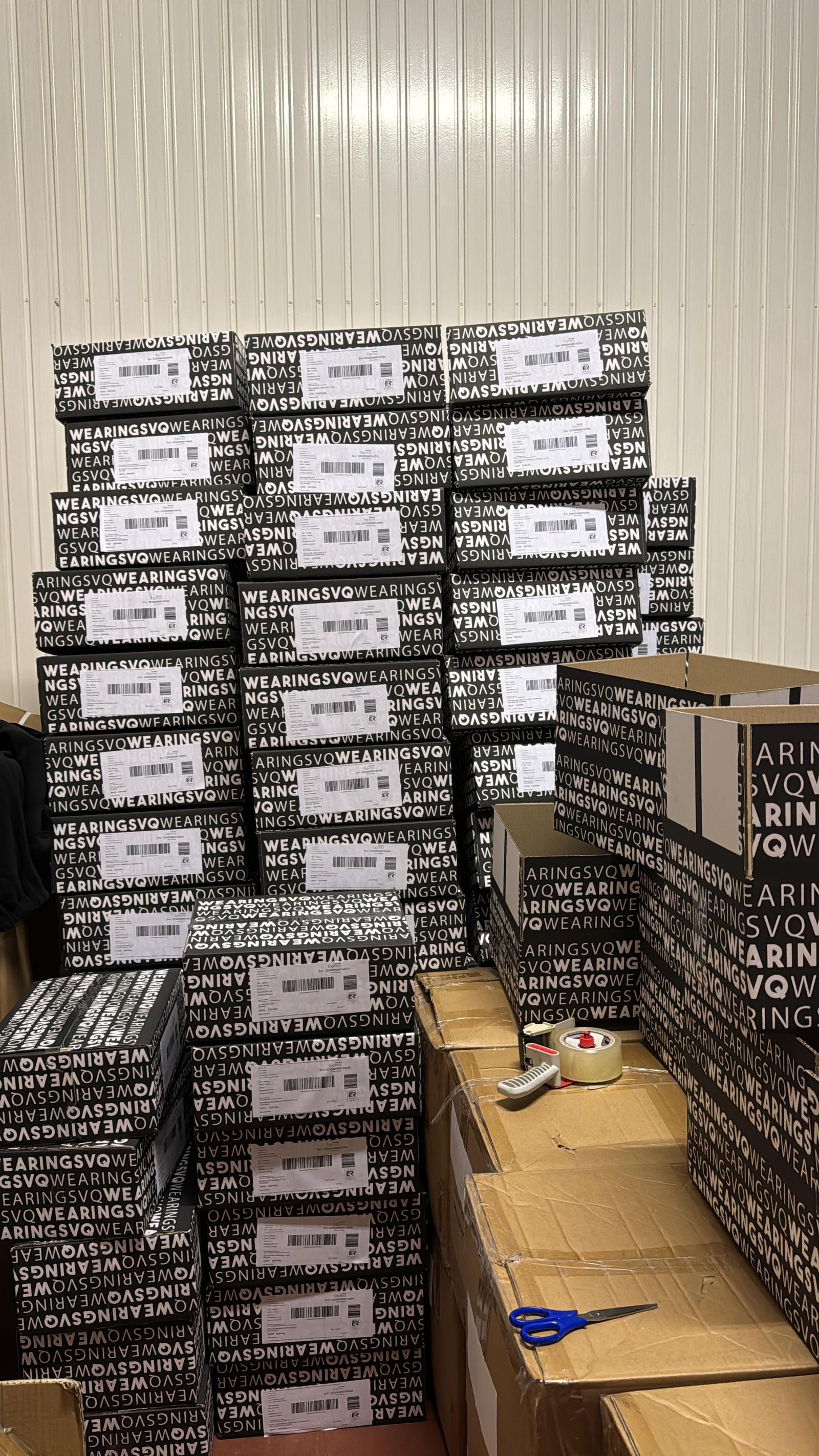 WEARINGSVQ, cómo vender y enviar a tiempo en un mismo día hasta 600 productos