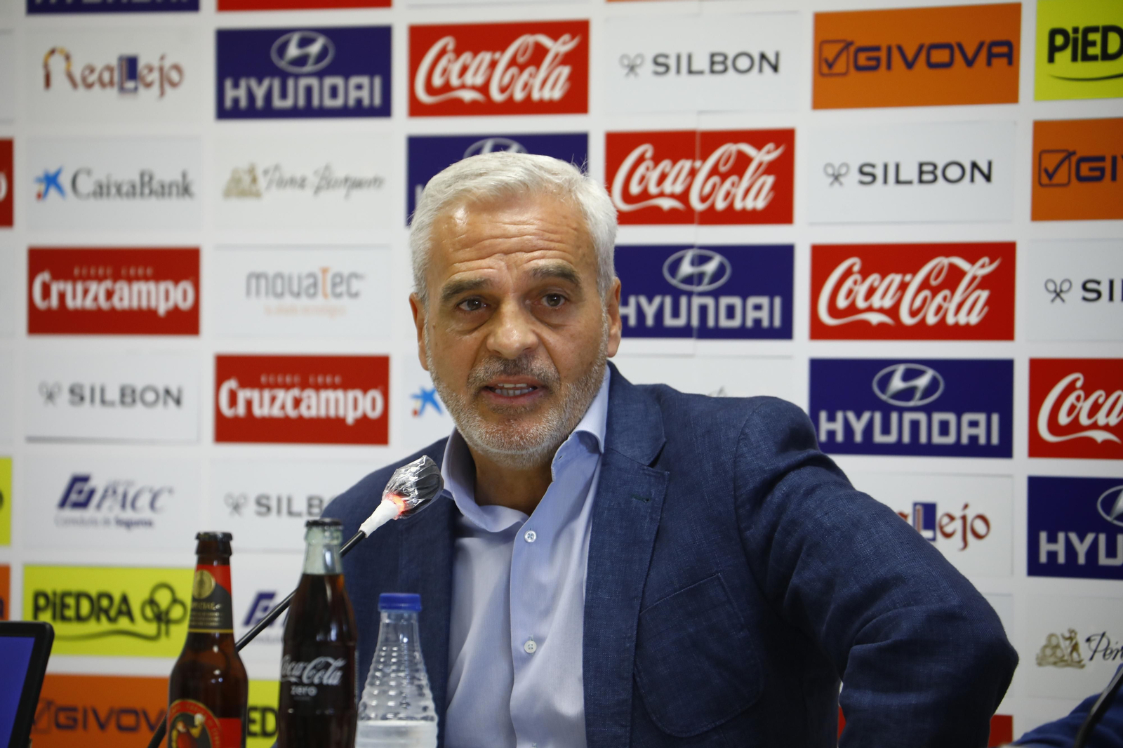 Las imágenes de la despedida de Miguel Valenzuela del Córdoba CF