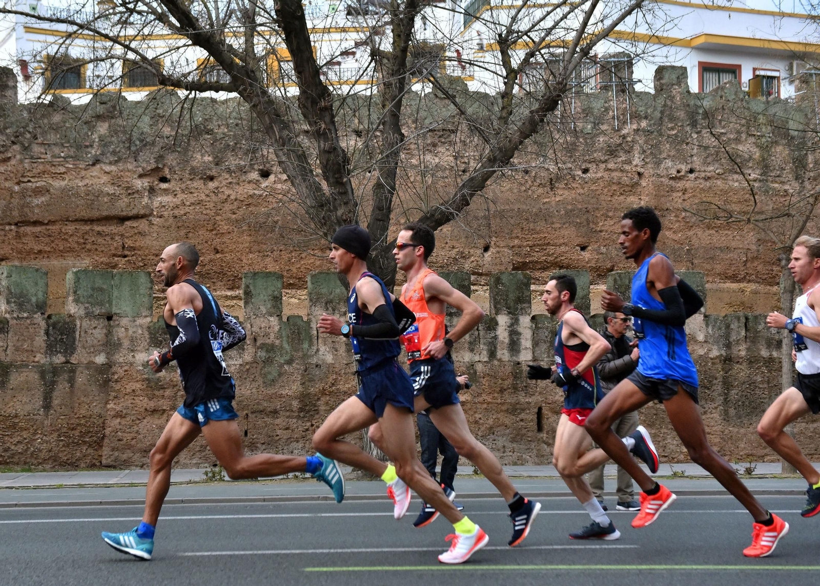 Controlar los ritmos durante el maratón y no llevar al limite en los días previos, claves para el éxito.