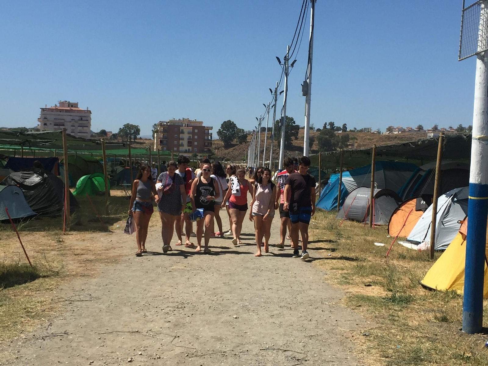 Ambiente en la fiesta de bienvenida del miércoles. Ambiente en la fiesta de bienvenida del miércoles.