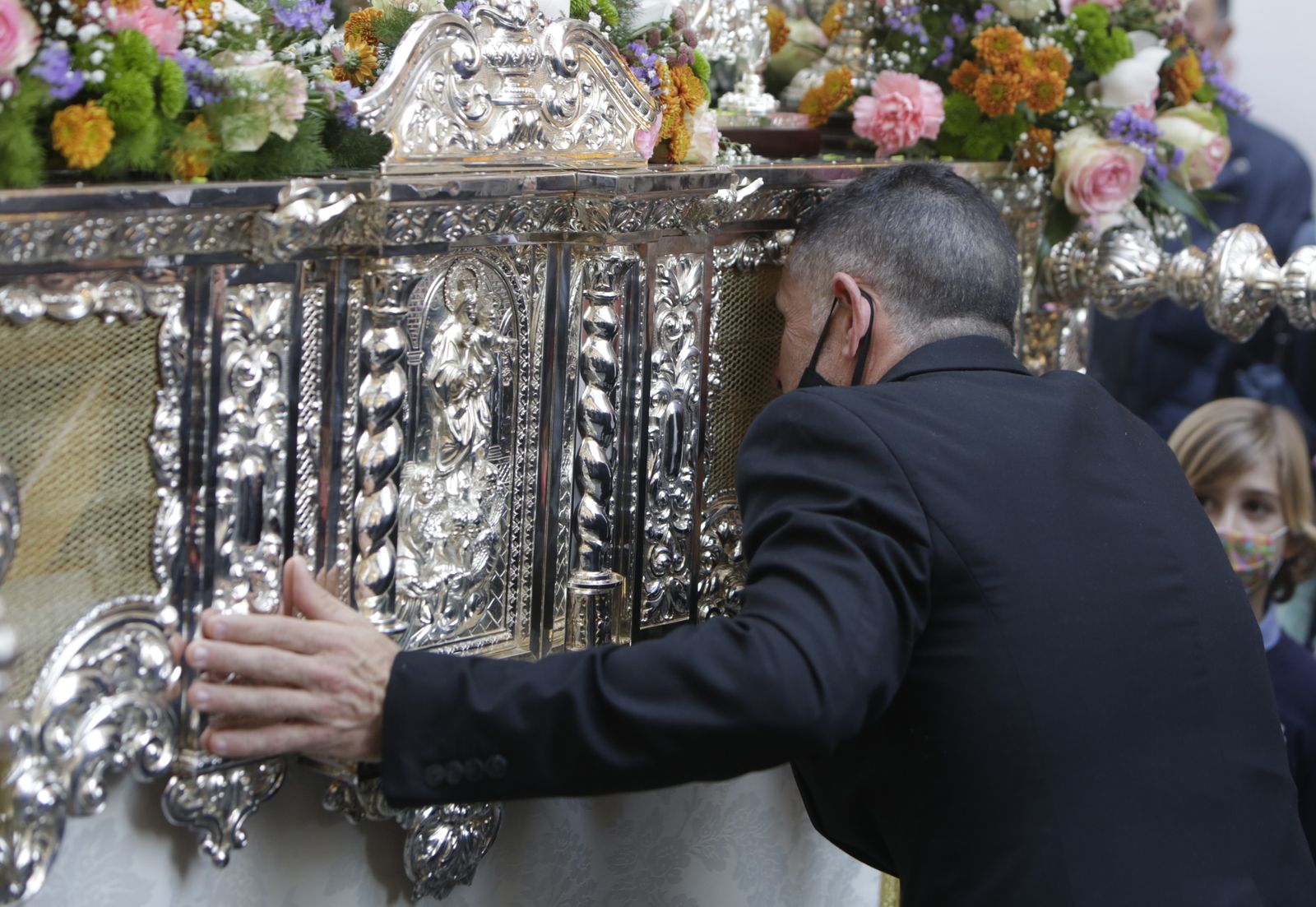 Niño Jesús de Praga, Santo Angel