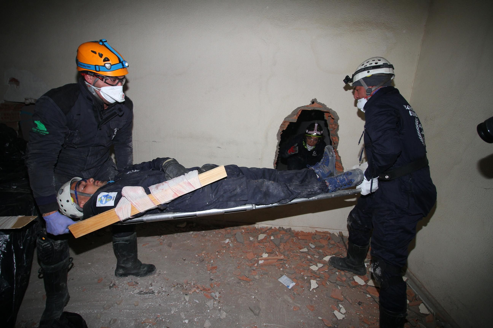 Imágenes del curso Asistencia Sanitaria en Catástrofes de Bomberos Unidos Sin Fronteras