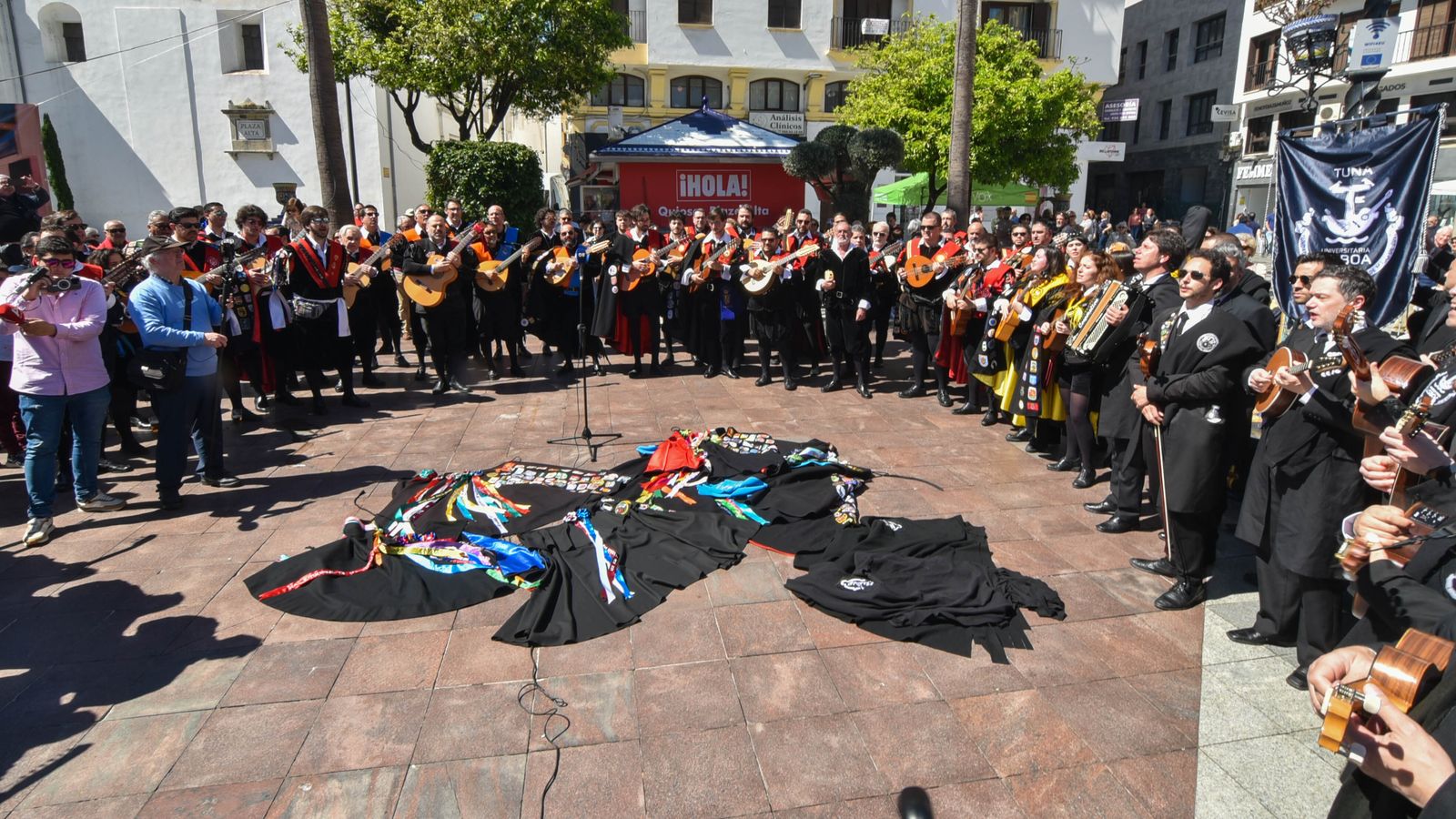 Fotos del pasacalles del X Certamen Internacional de Tunas Ciudad de Algeciras