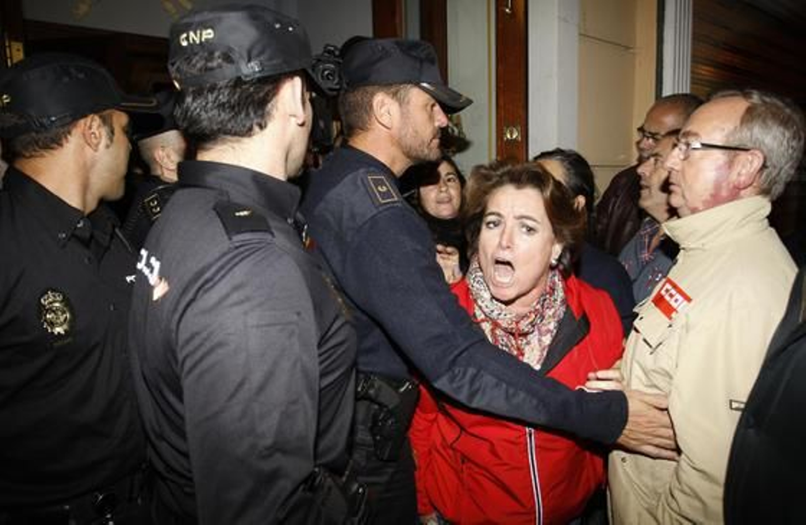 Primeras disputas en la huelga 

Foto: Javier Albiñana