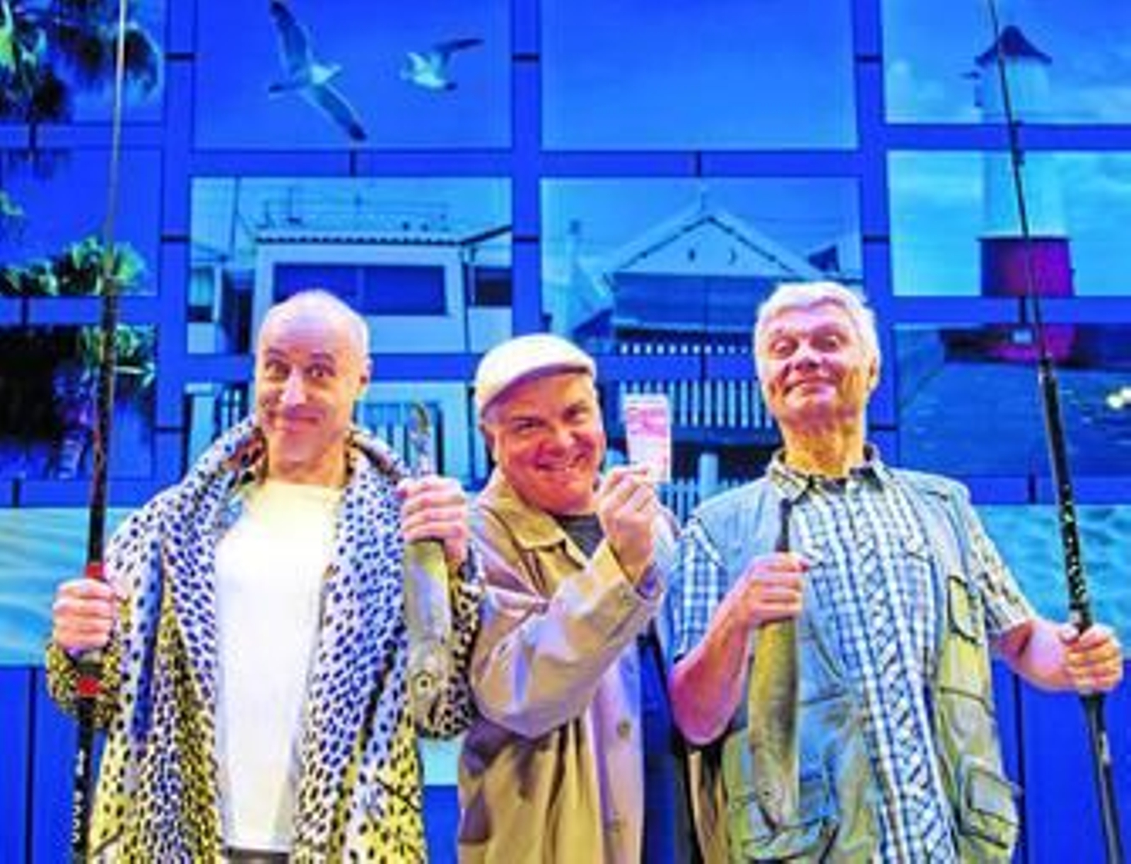 Tricicle, la formación compuesta por Paco Mir, Joan Gràcia y Carles Sans, traen a Sevilla su octavo espectáculo.