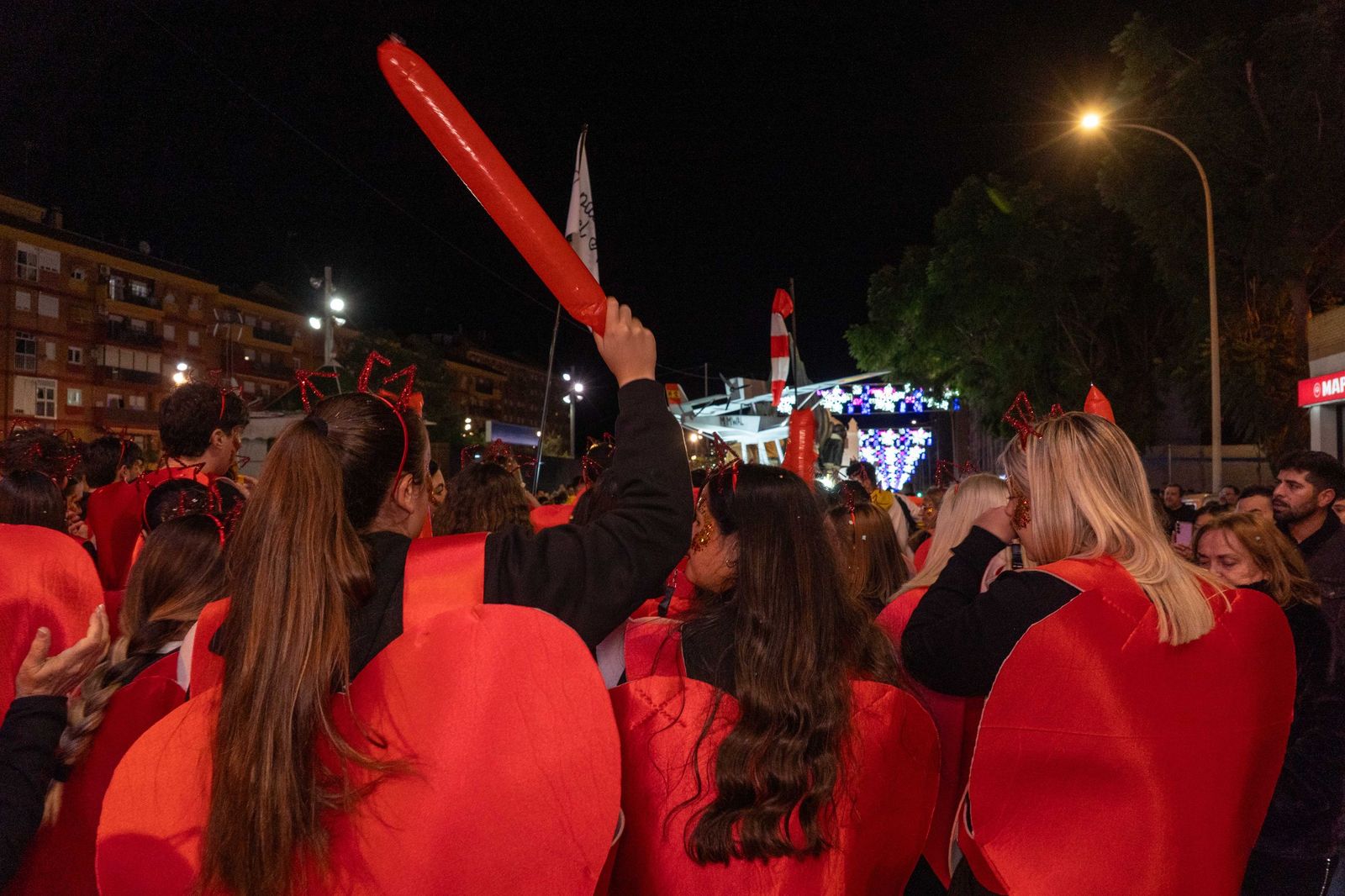 Las mejores fotografías del recorrido y la llegada al ayuntamiento de la cabalgata de Reyes Magos 2026