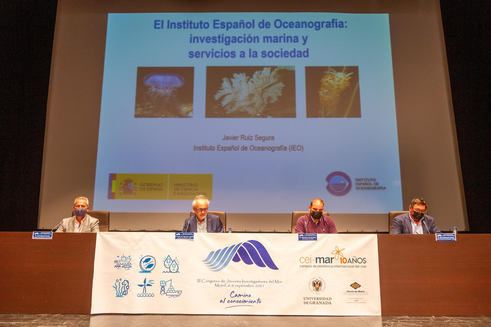 Investigadores se reúnen en Motril en el III Congreso del Aula del Mar