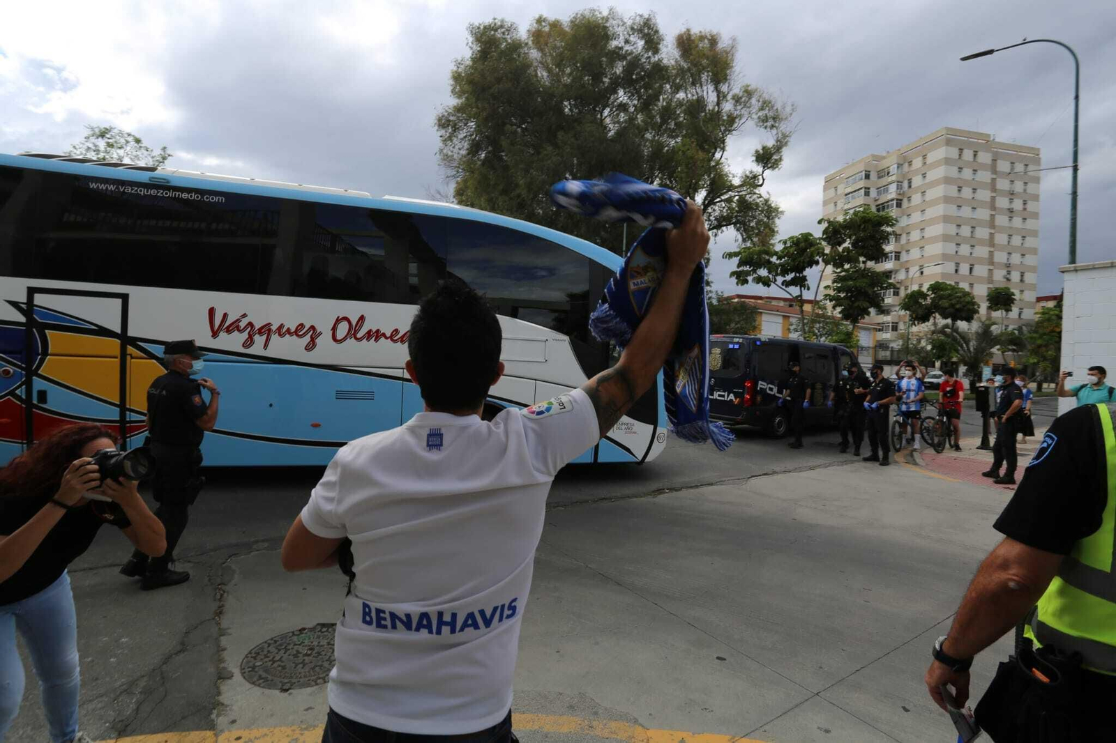 Galería: Llegada del equipo a La Rosaleda antes del Málaga CF-SD Huesca