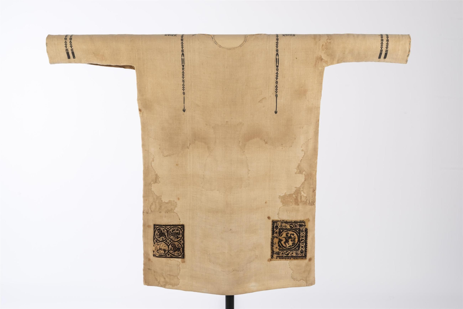 Túnica infantil. Museo Tèxtil de Terrassa