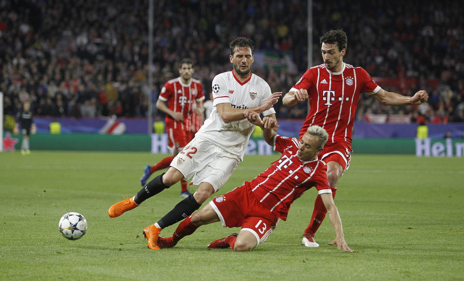 Las imágenes del Sevilla-Bayern Múnich