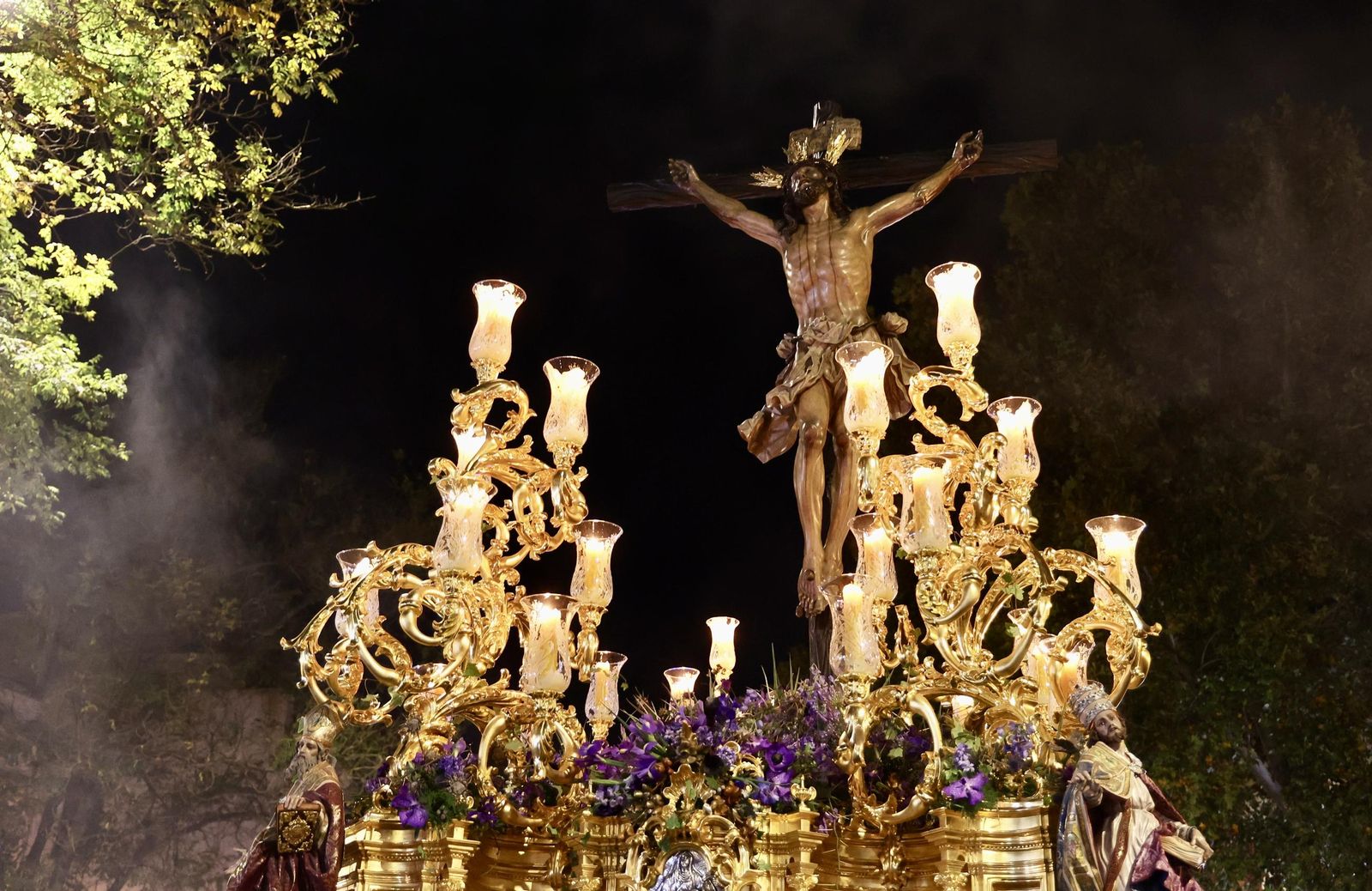 Las imágenes del traslado del Cachorro a la Catedral de Sevilla para la Magna