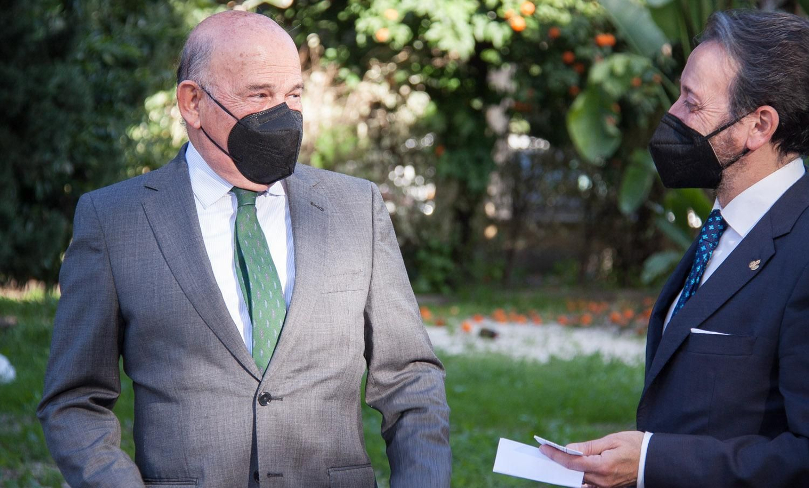 Presentada "Cuaresma en Sevilla"  en el Teatro Lope de Vega