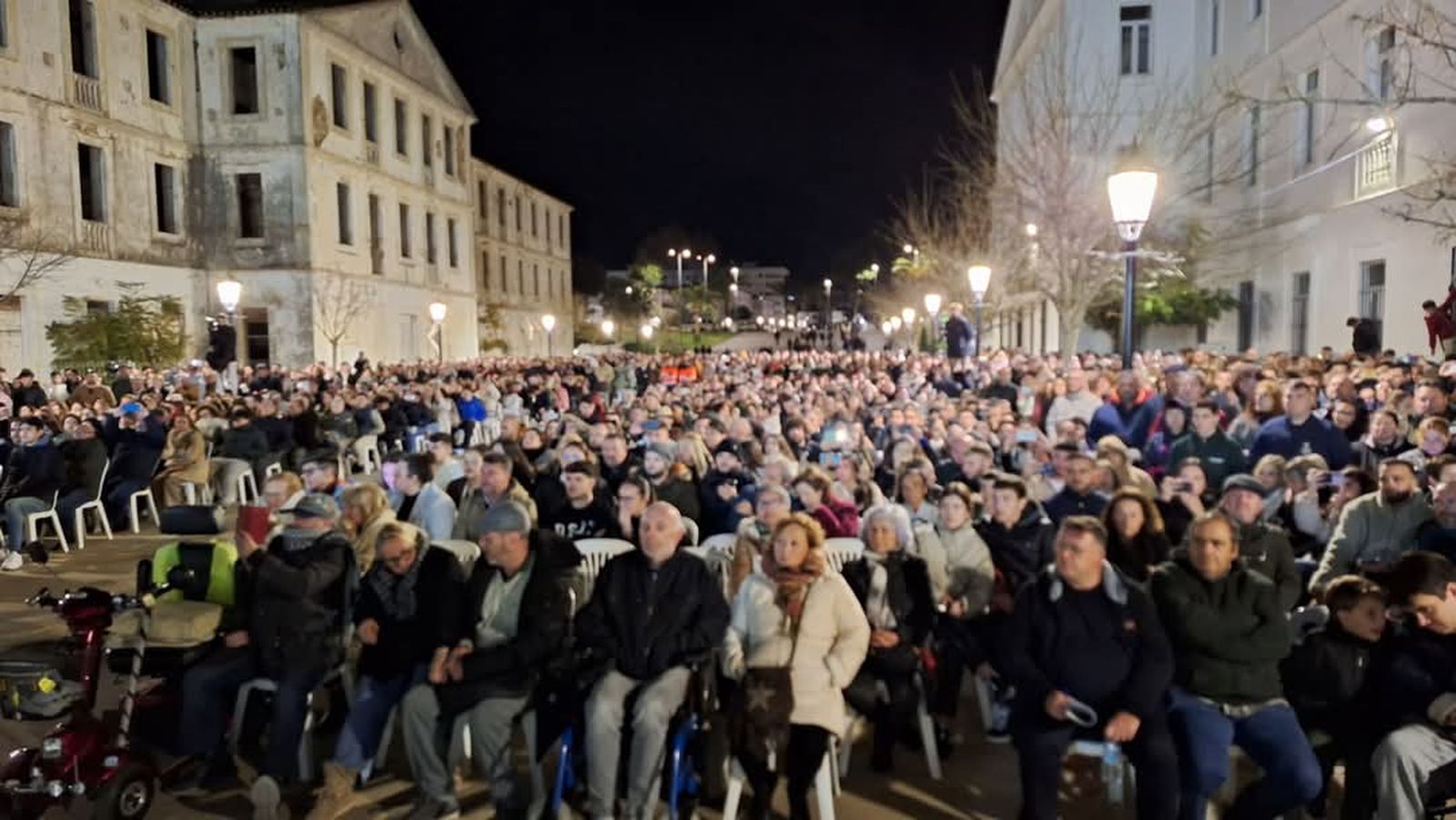 Un concierto de marchas procesionales llena Plaza de las Constituciones de San Roque