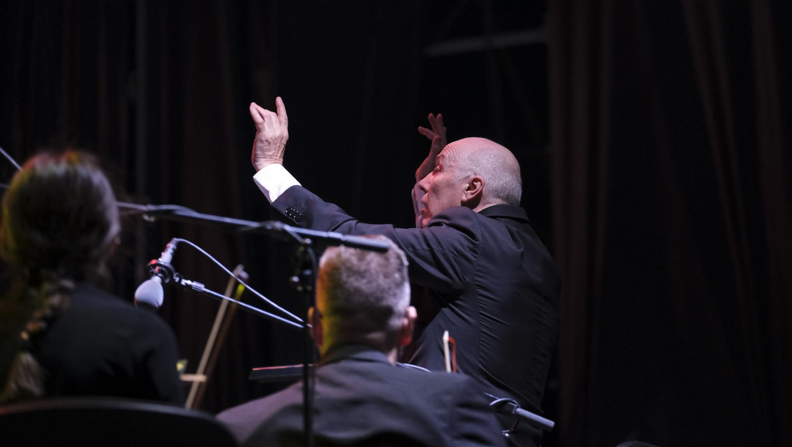 Imágenes de la Noche en Blanco, en Almería