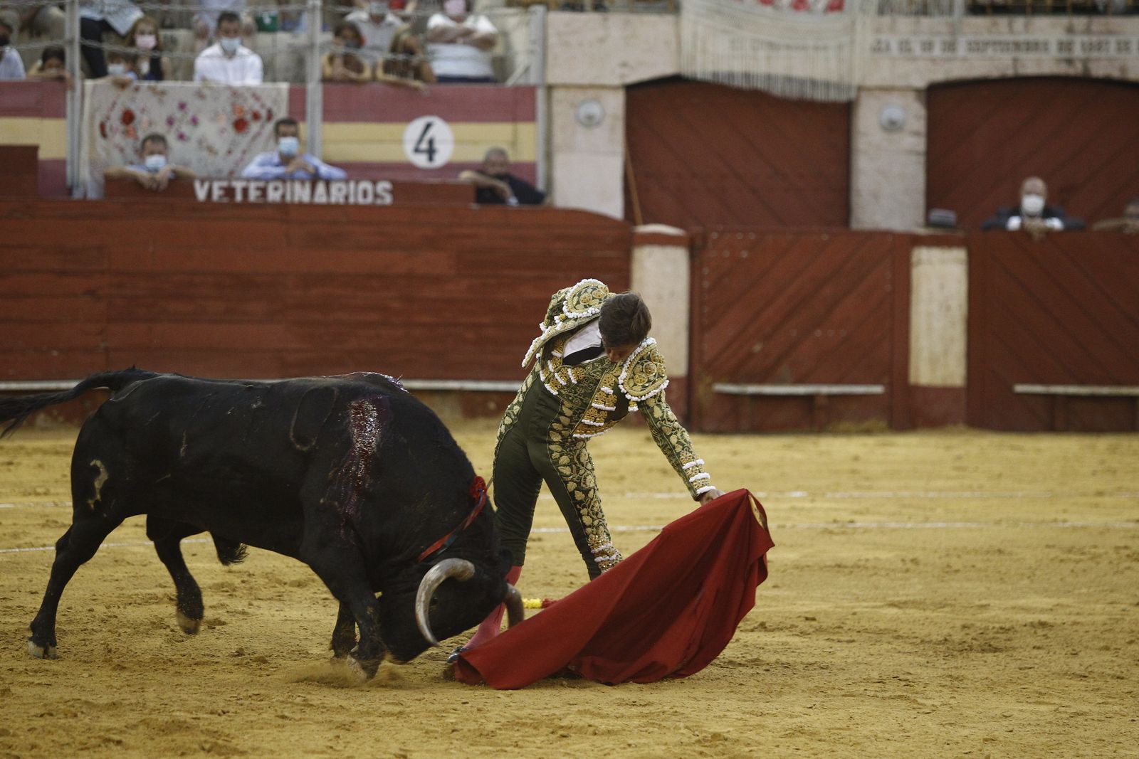 Fotogalería primera corrida de toros Feria de Almería