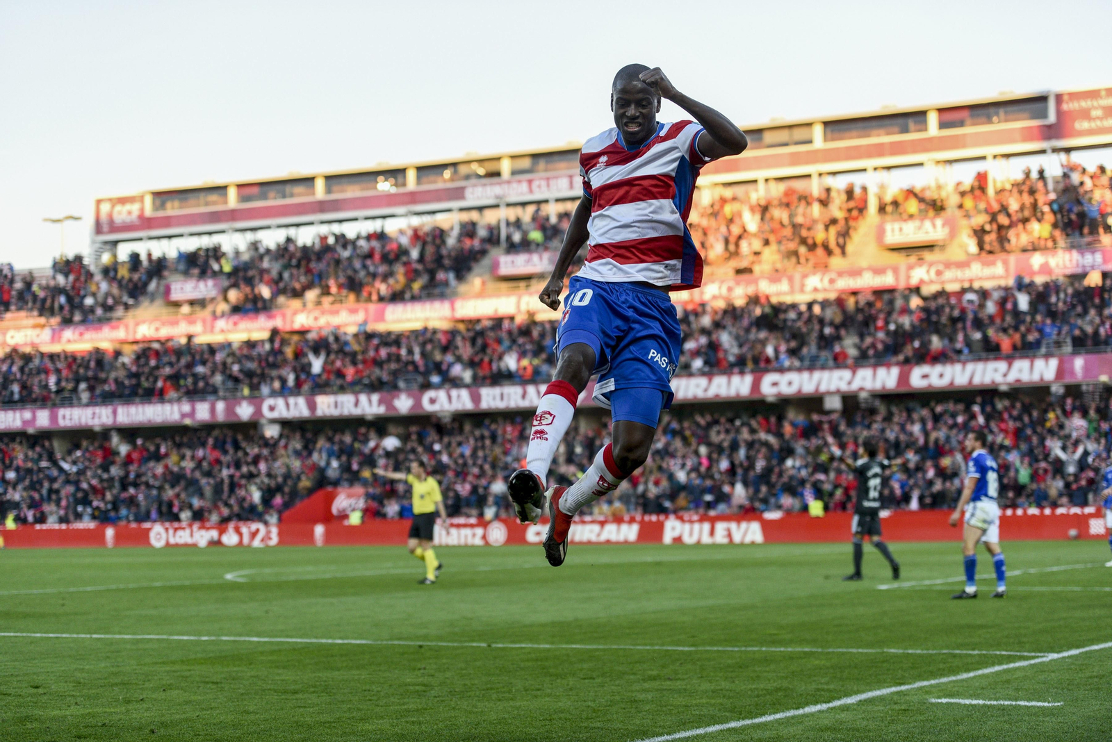 Las imágenes del Granada CF-Oviedo