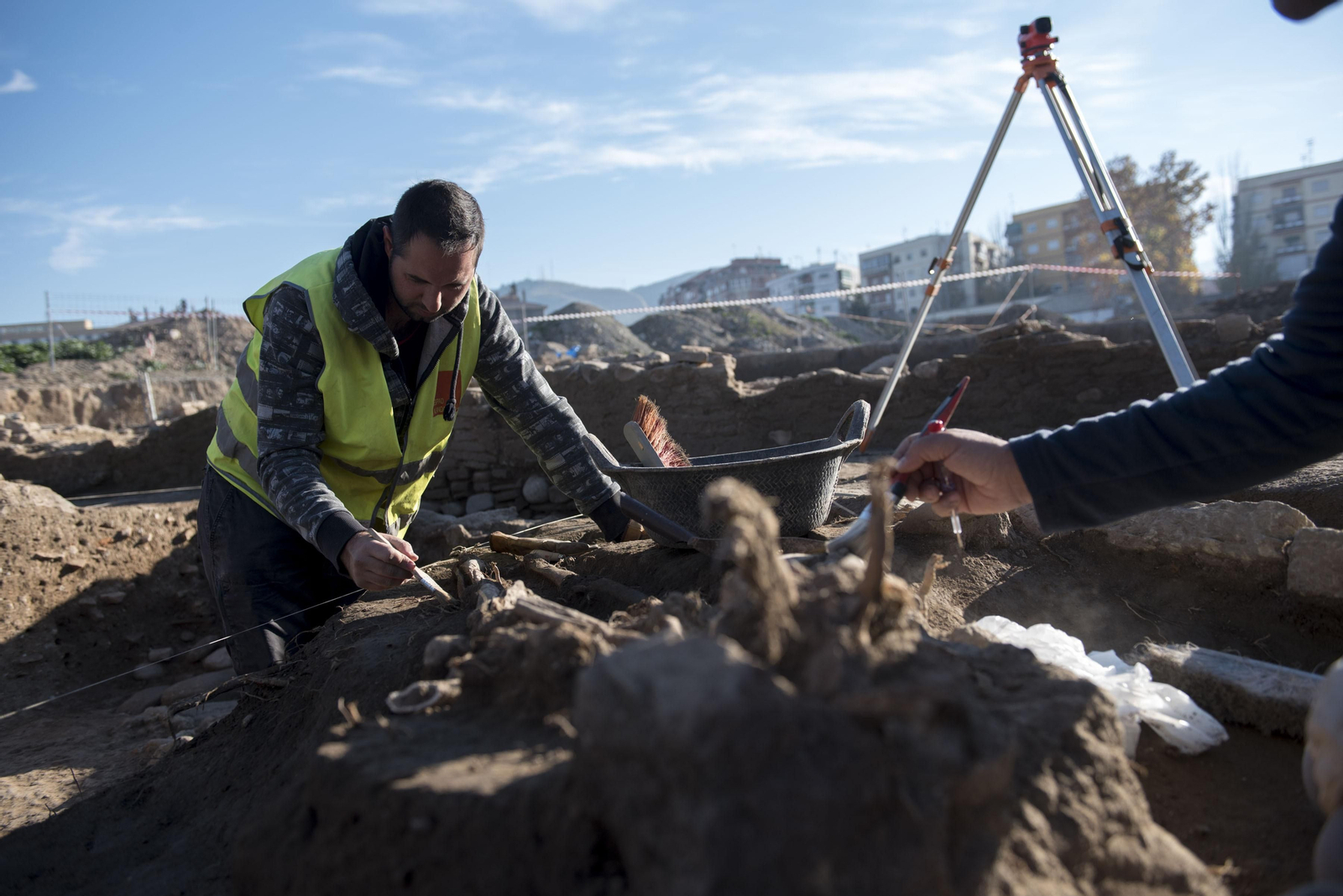 Arqueología en Granada: las excavaciones  en  la villa romana de Mondragones concluirán en mayo