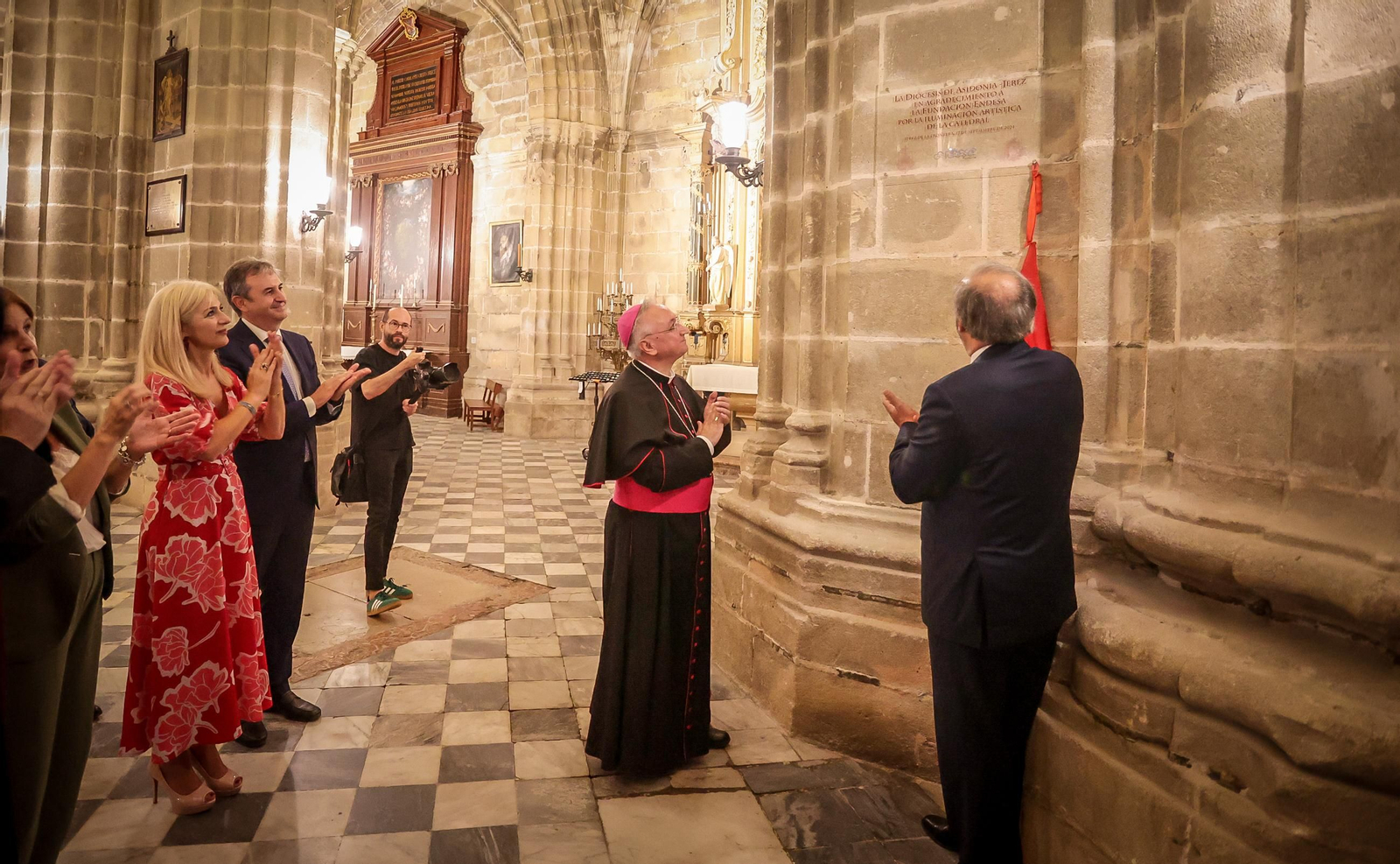 Imágenes de la nueva iluminación de la Catedral de Jerez