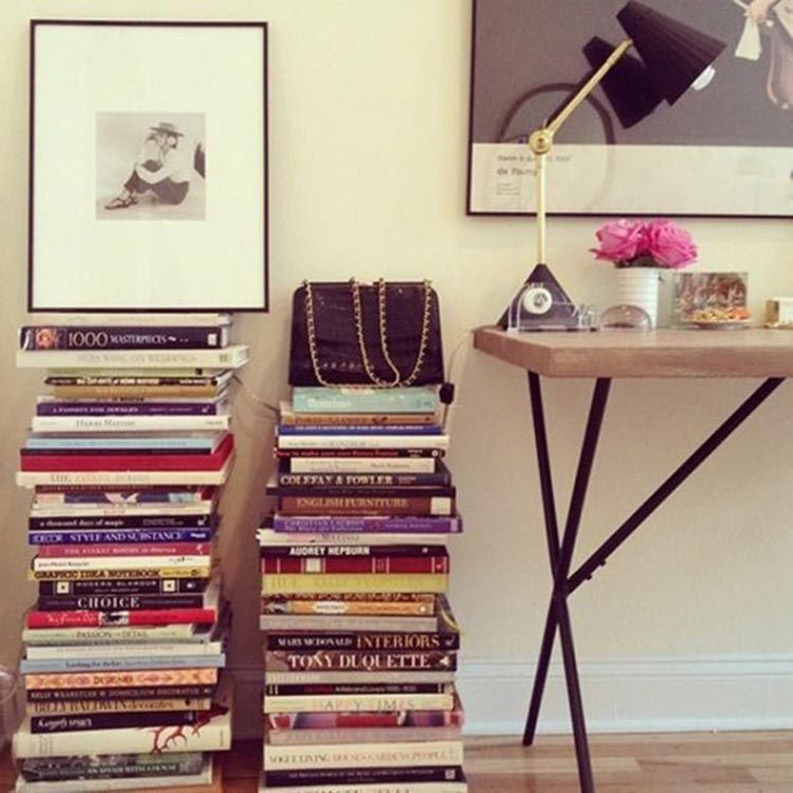 Libros convertidos en un original elemento decorativo.