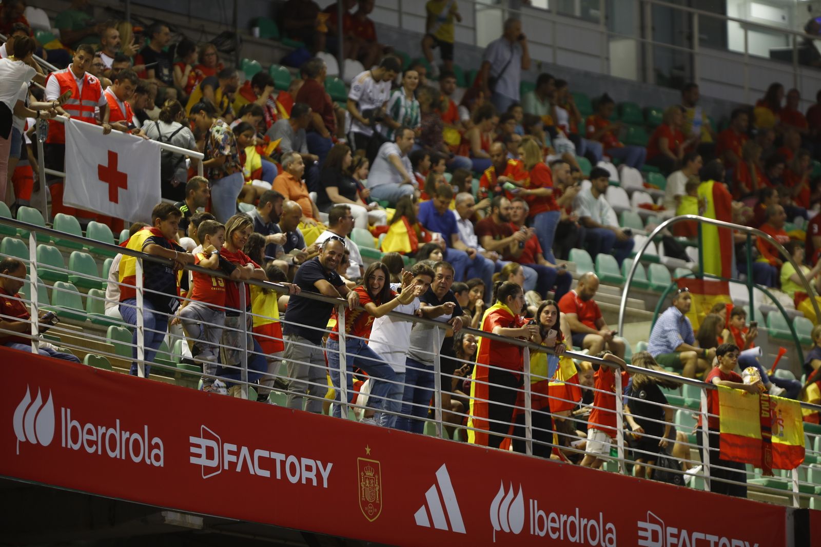 Las mejores fotos de la victoria de España ante Suiza en El Arcángel de Córdoba