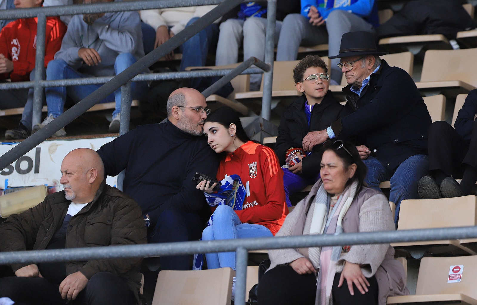Búscate en el partido del Xerez CD contra el Recreativo Granada