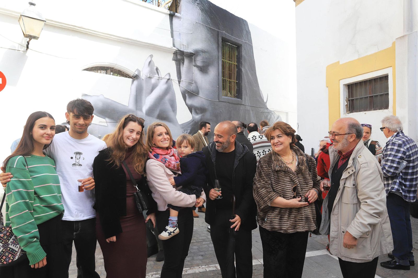 Fotomural de María Terremoto realizado por el fotoperiodista Juan Carlos Toro en Jerez