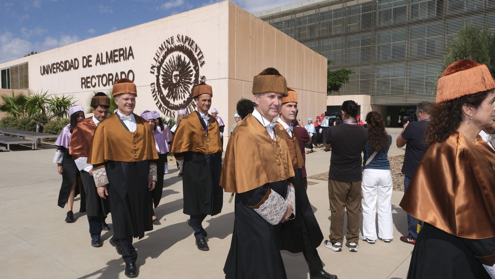 El Presidente de la Junta Juanma Moreno, inaugura el curso universitario andaluz en Almería