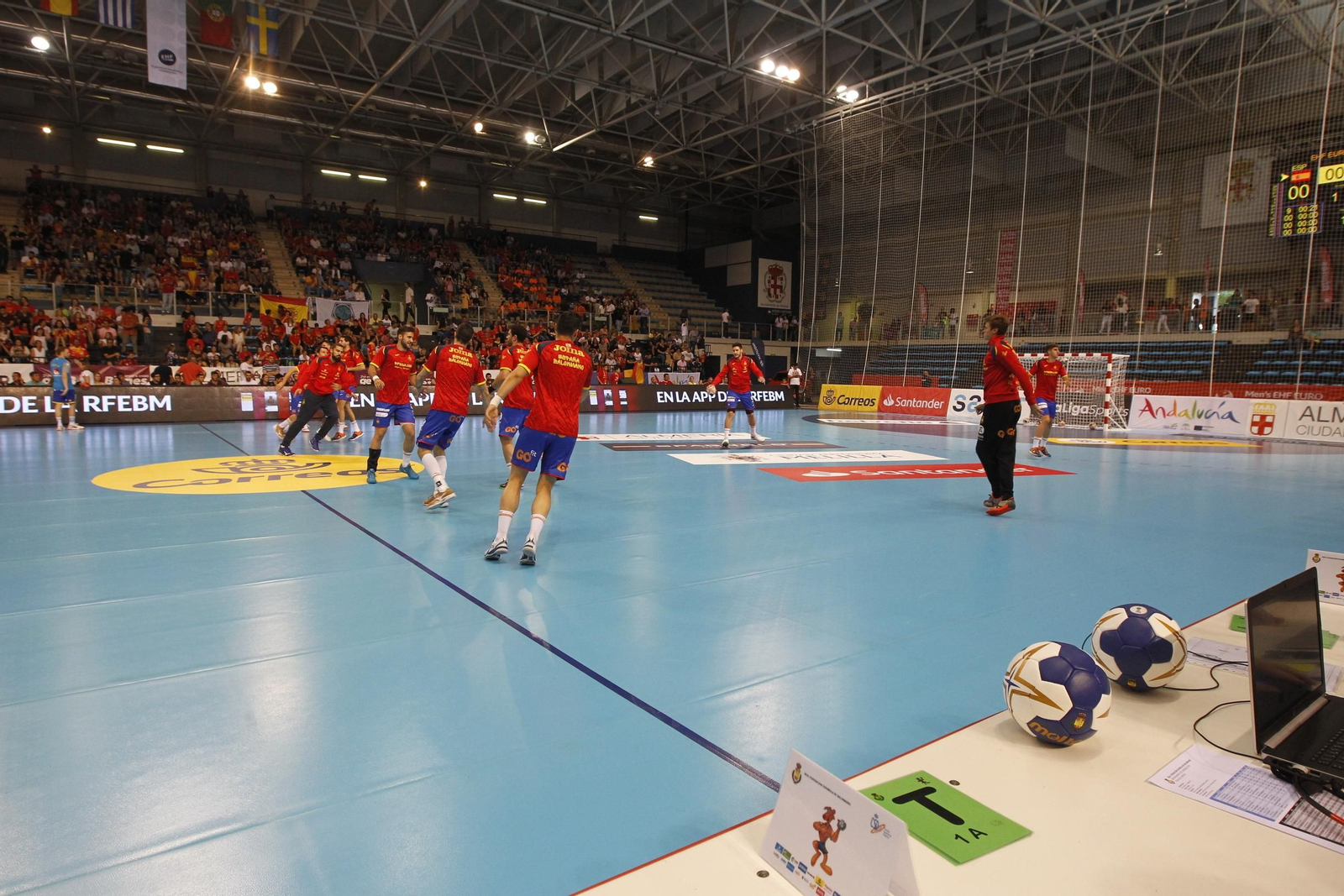 Fotogalería España-Suecia. Balonmano. Palacio Juegos Mediterráneos. Almería