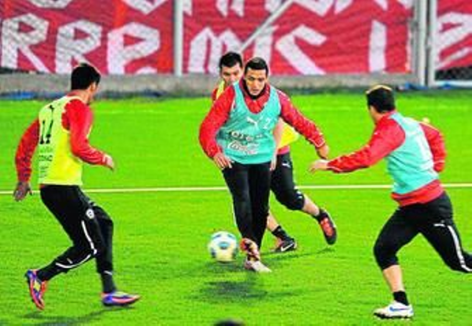 Alexis Sánchez, durante un entrenamiento de la selección chilena.