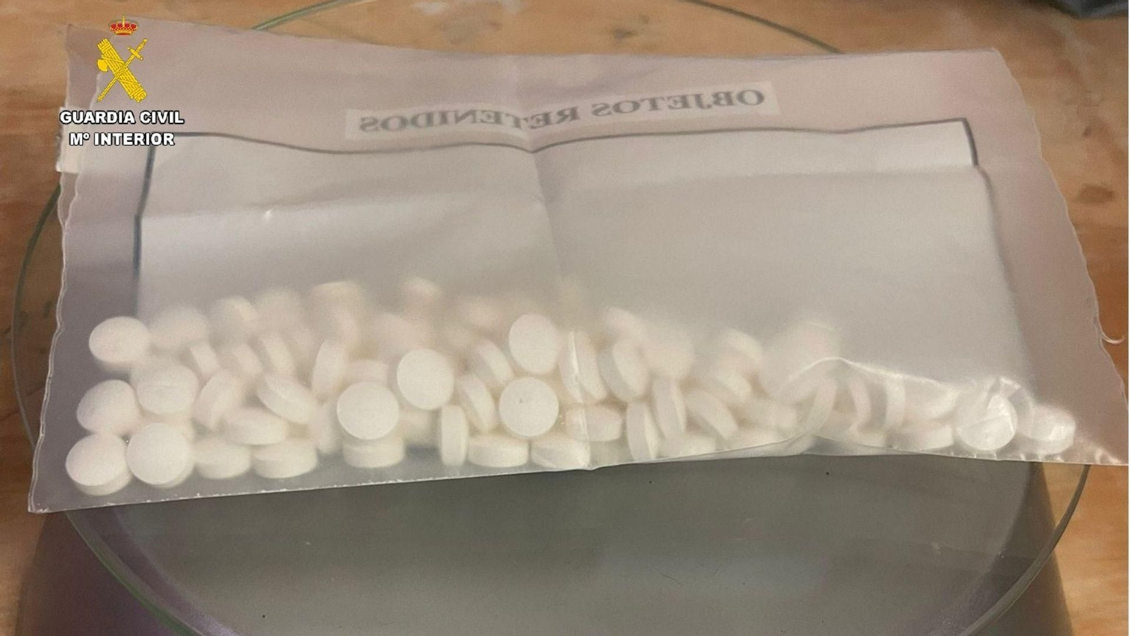 La arrestada intentó acceder al centro penitenciario con 200 pastillas ocultas en su ropa interior.