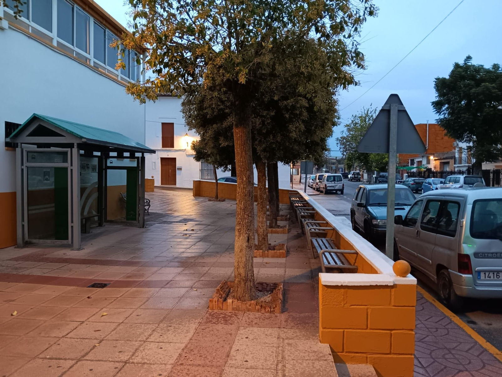 Parada donde se esperana los autobuses.