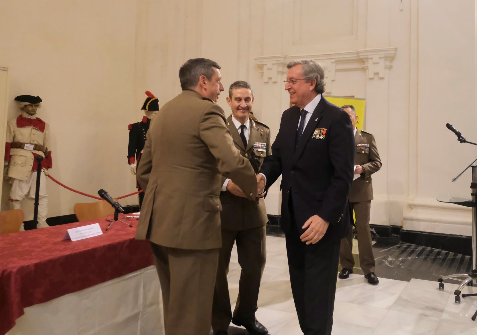 La celebración en Córdoba del Día de la Subdelegación de Defensa, en imágenes