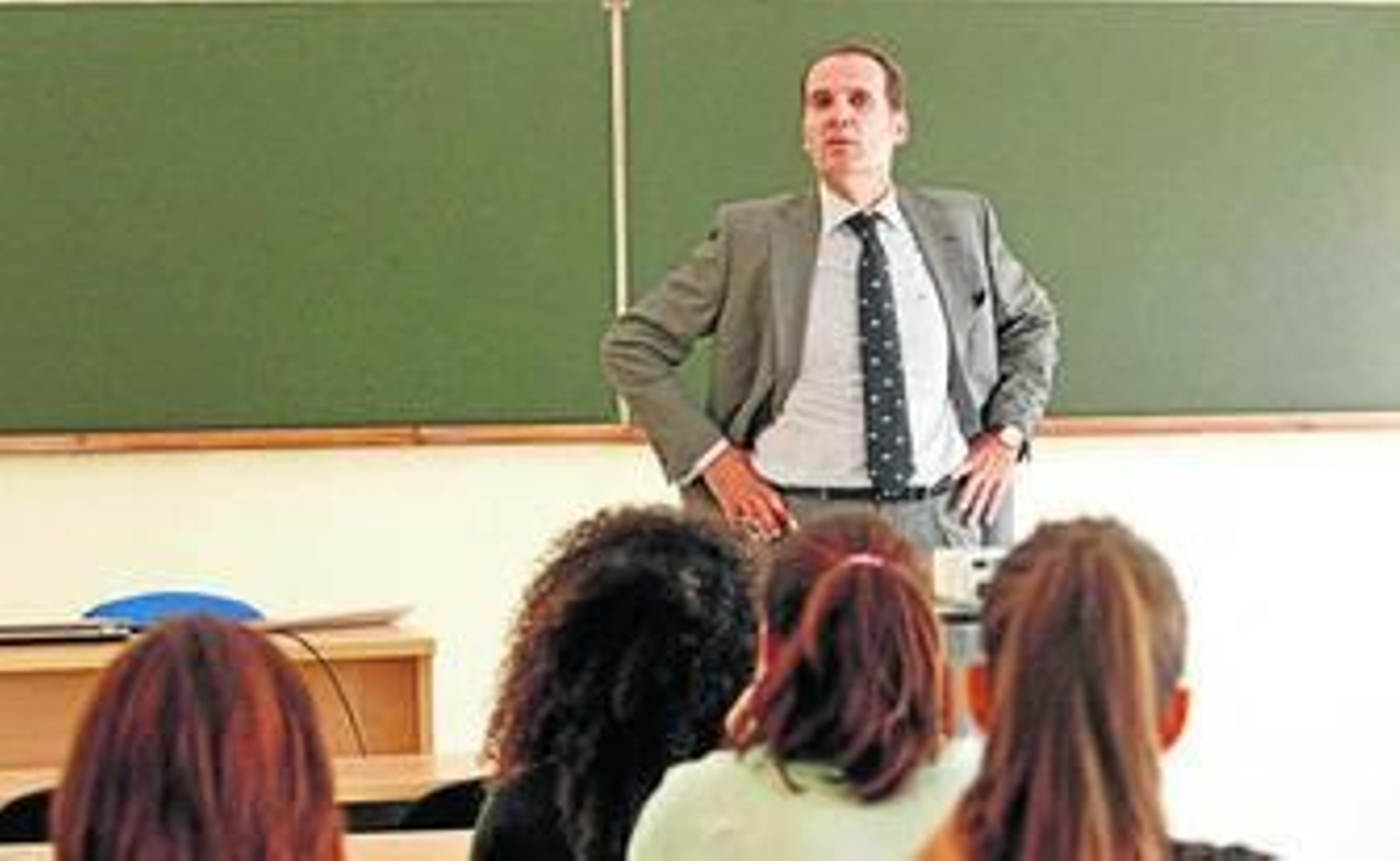 Un instante de la sesión informativa del Máster en Asesoría Fiscal, ayer en la Facultad de Derecho de Algeciras.