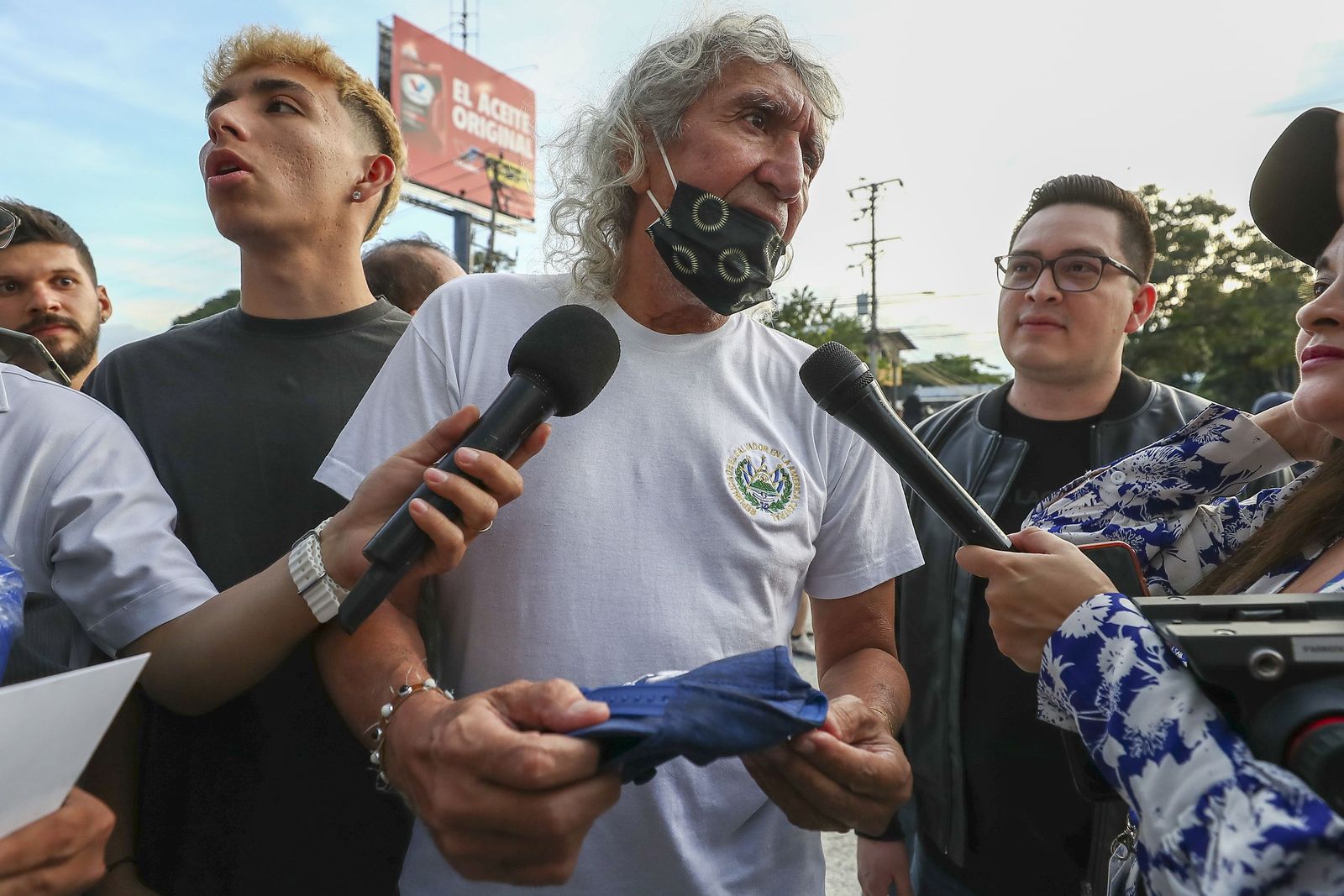 Mágico González a su llegada al estadio que lleva su nombre.