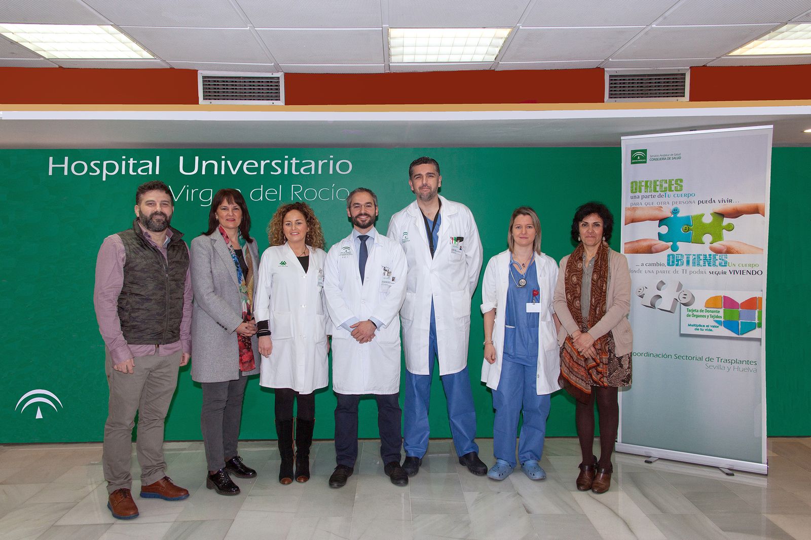 Miembros del equipo de trasplantes que ha participado en el proyecto