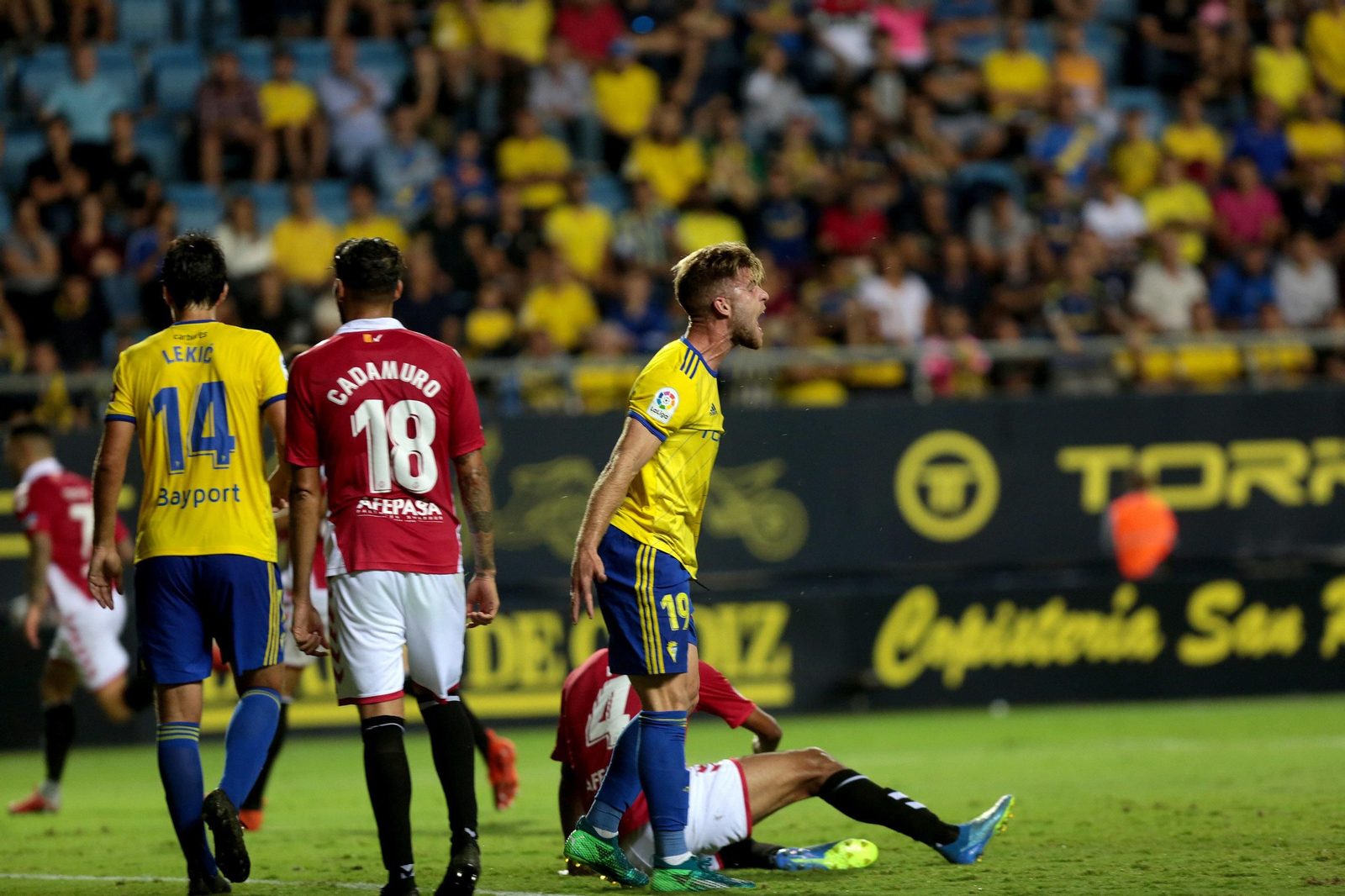 Las imágenes del Cádiz-Nástic