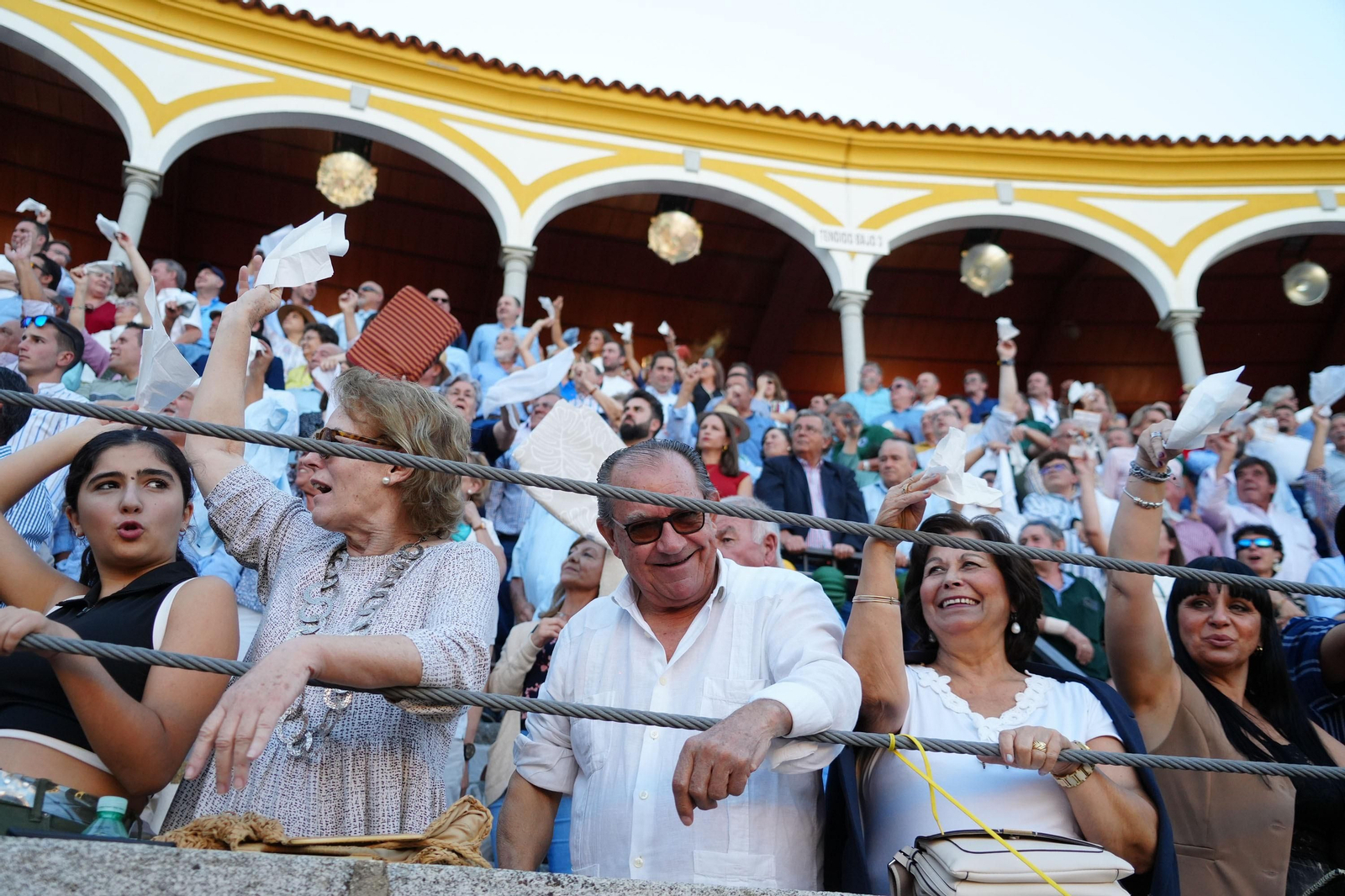 El triunfo de Rocío Romero, Manzanares y Roca Rey en la plaza de toros Pozoblanco, en imágenes