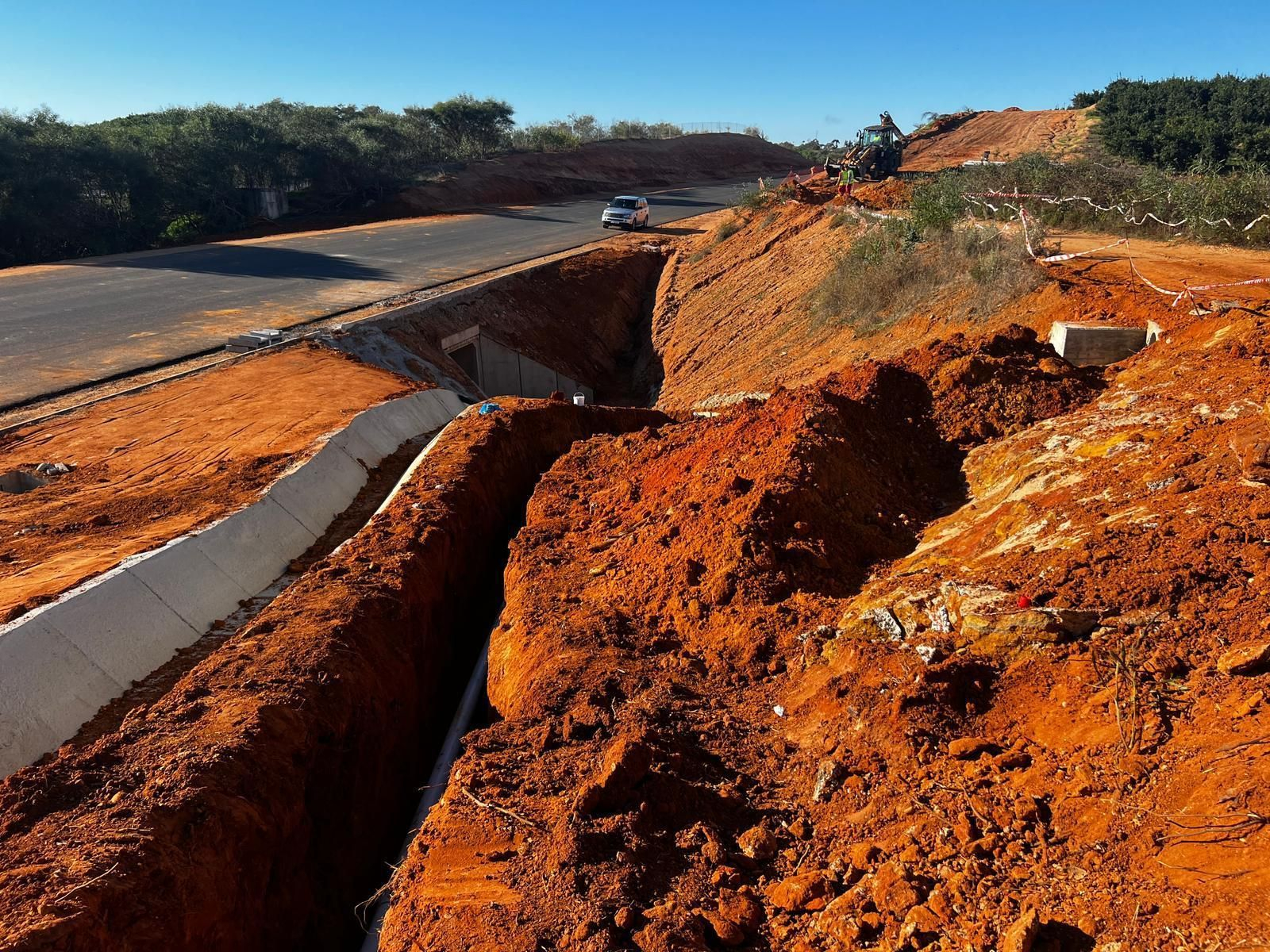 Estado actual de las obras del carril de acceso al CHARE.