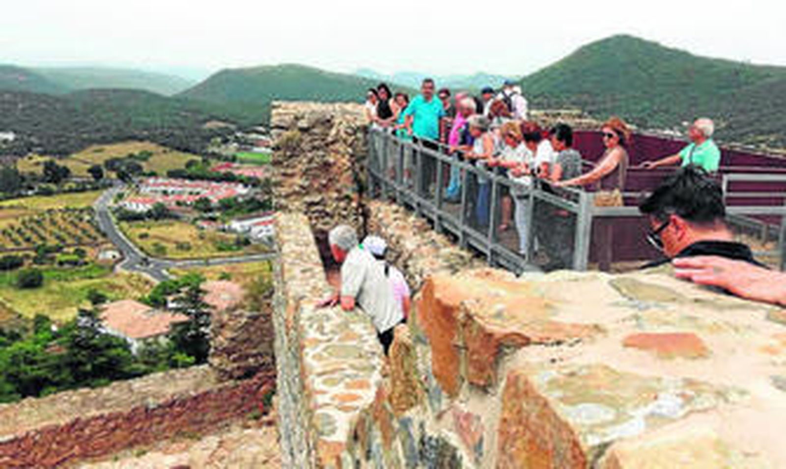 La puesta de sol es uno de los encantos de este programa turístico.