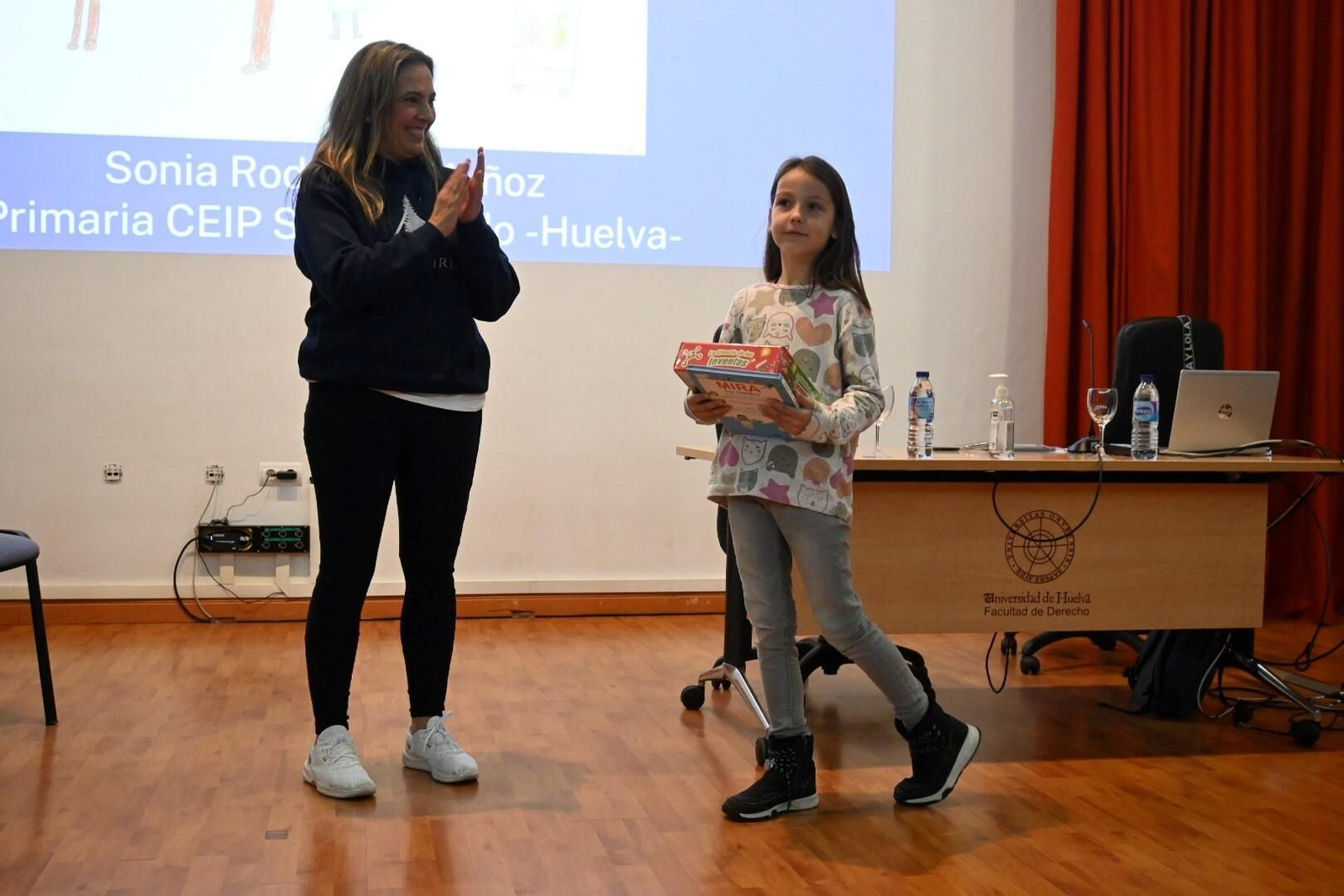 Las mejores imágenes del Día de la Mujer y la Niña en la Ciencia en la UHU